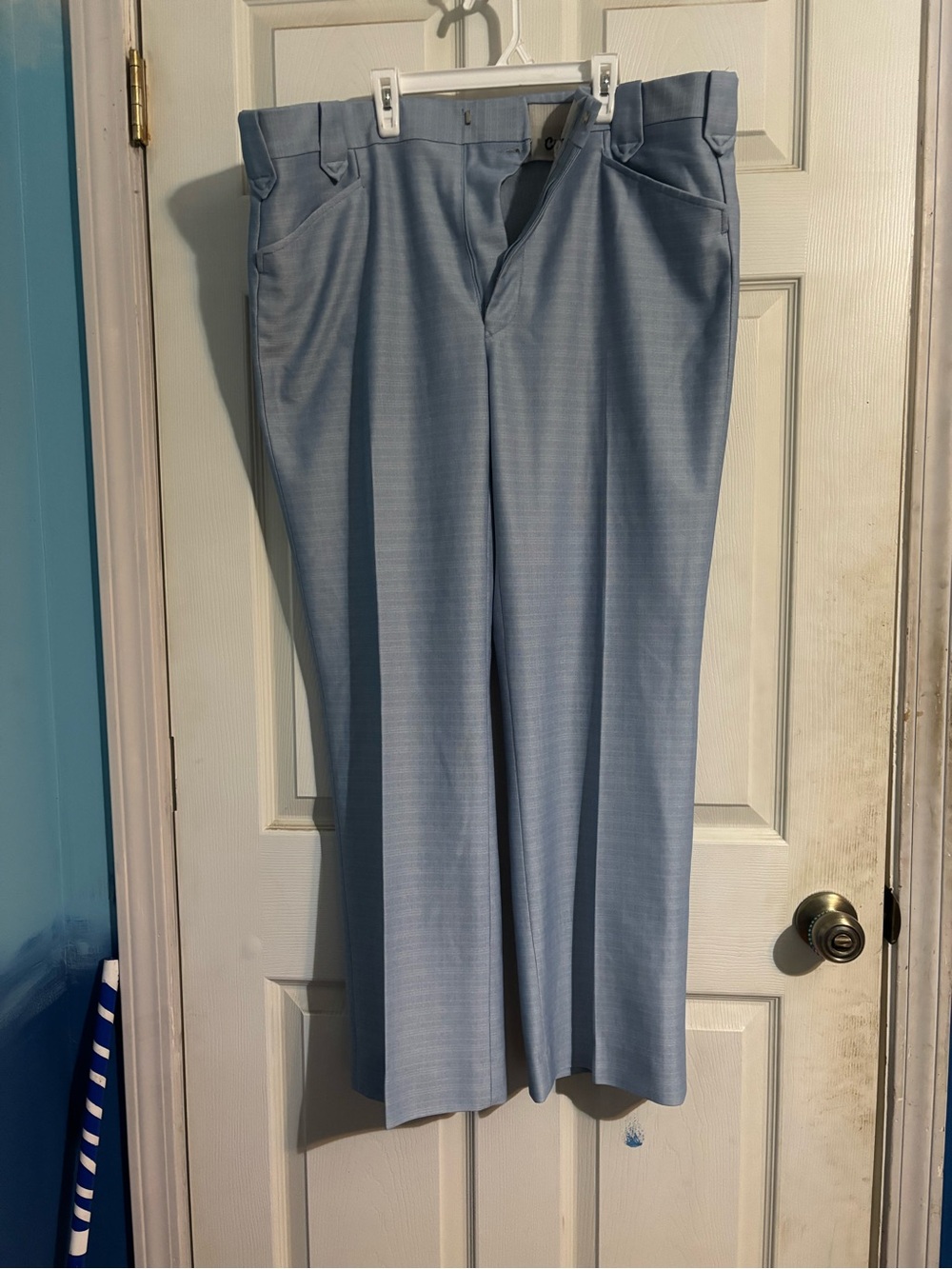 VINTAGE CIRCLE S WESTERN PANTS
Gold Needle Quality - Made in USA